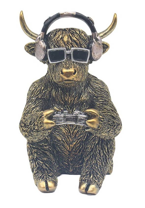 Highland Cow Gamer Ornament